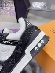 Louis Vuitton Trainers Sneakers Made in Malaisia-thumb-2