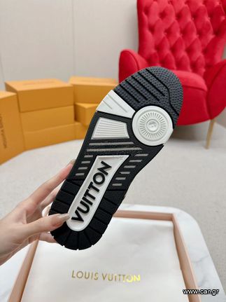Louis Vuitton Trainers Sneakers Made in Malaisia-thumb-5