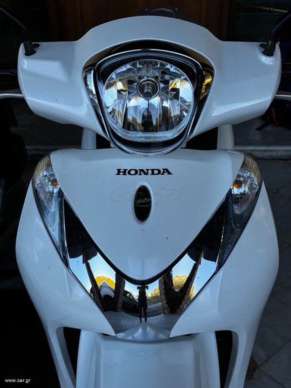 Honda SH 125 2014 **ΔΩΡΟ ΤΕΛΗ-ΜΕΤΑΒΙΒΑΣΗ**