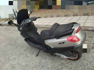 Piaggio X 9 2001 125-thumb-2