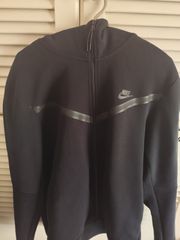 Nike black tech fleece