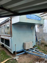 Καντίνα-Τροχόσπιτο 1988