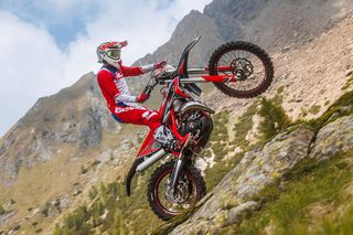 Beta Xtrainer 300 2026-thumb-12