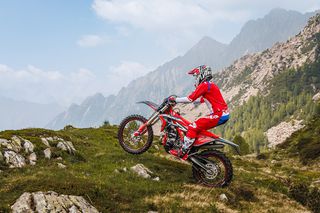 Beta Xtrainer 300 2026-thumb-13