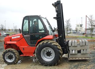 Manitou '08 M30 ++4X4+CAB+TRIPLEX+SIDE SHIFT++EYKAIREIA