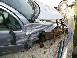 Citroen C3 2003 ΤΡΑΚΑΡΙΣΜΕΝΟ-thumb-2