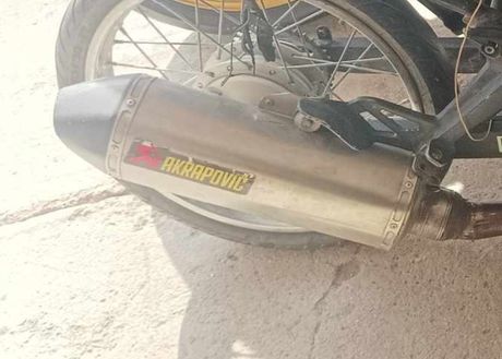 Akrapovic