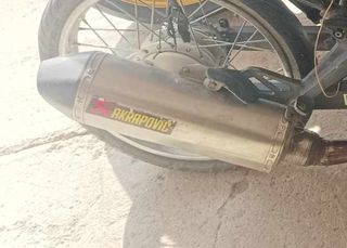 Akrapovic