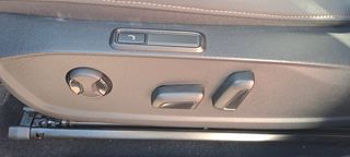Cupra Born 2023 58 kWh eBoost 231hp-thumb-23