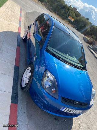 Ford Fiesta '04