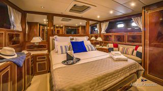 Mangusta 2000 80 Open-thumb-30