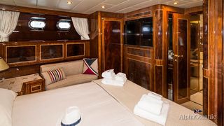 Mangusta 2000 80 Open-thumb-31