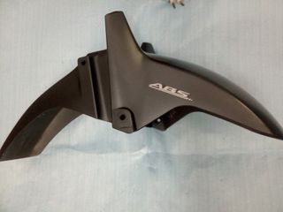 ΕΜΠΡΟΣ ΦΤΕΡΟ ΜΑΤ SUZUKI DL650 VSTROM