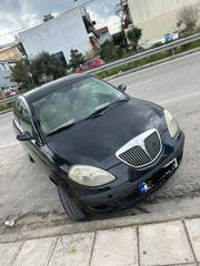 Lancia Ypsilon '02