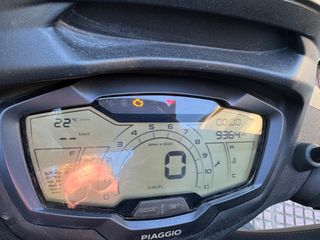 Piaggio Beverly 400 2022 S HPE-thumb-10
