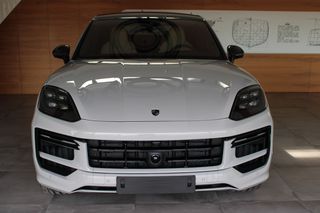 Porsche Cayenne '24 TURBO PLUG -IN