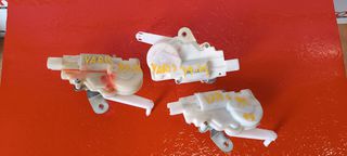 TOYOTA YARIS '99-'05 ΚΛΕΙΔΑΡΙΕΣ ΠΟΡΤΩΝ. Ο,ΤΙ ΘΕΛΕΤΕ ΡΩΤΗΣΤΕ ΜΑΣ, ΑΠΟΣΤΟΛΗ ΣΕ ΟΛΗ ΤΗΝ ΕΛΛΑΔΑ.