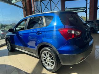 Suzuki SX4 2015 1.6 DDIS COMFORT 4X4-thumb-1
