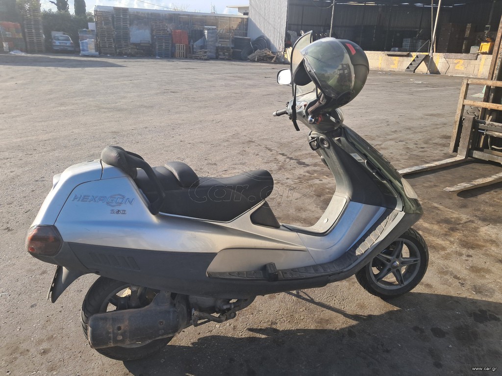 Piaggio Hexagon 250 1999