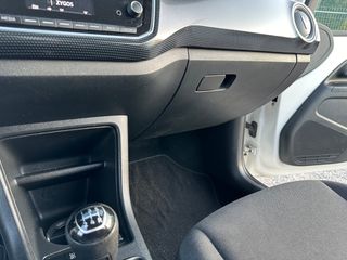 Volkswagen Up 2017-thumb-27