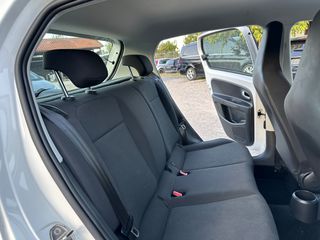 Volkswagen Up 2017-thumb-31