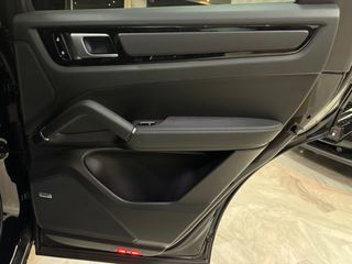 Porsche Cayenne 2023 LOOK GTS-PANORAMA-ZANTA 21''-MATRIX-BOSE-thumb-59