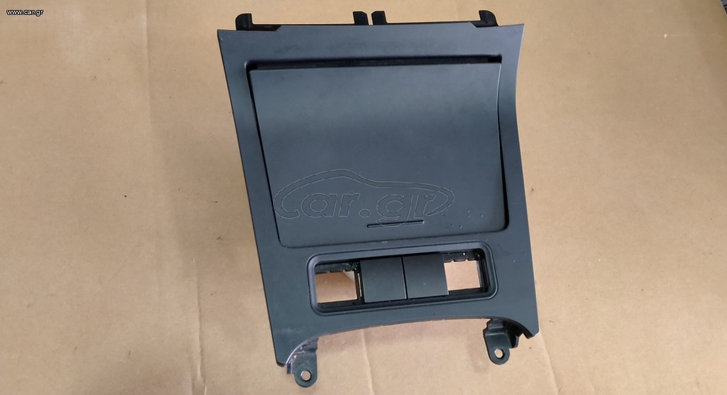 Σταχτοθήκη -- VW  COLF   MK5 -- Μοντ-2004-2010--JETTA-EOS-SCIROCCO-SKODA RABBIT--Μαύρο χρώμα