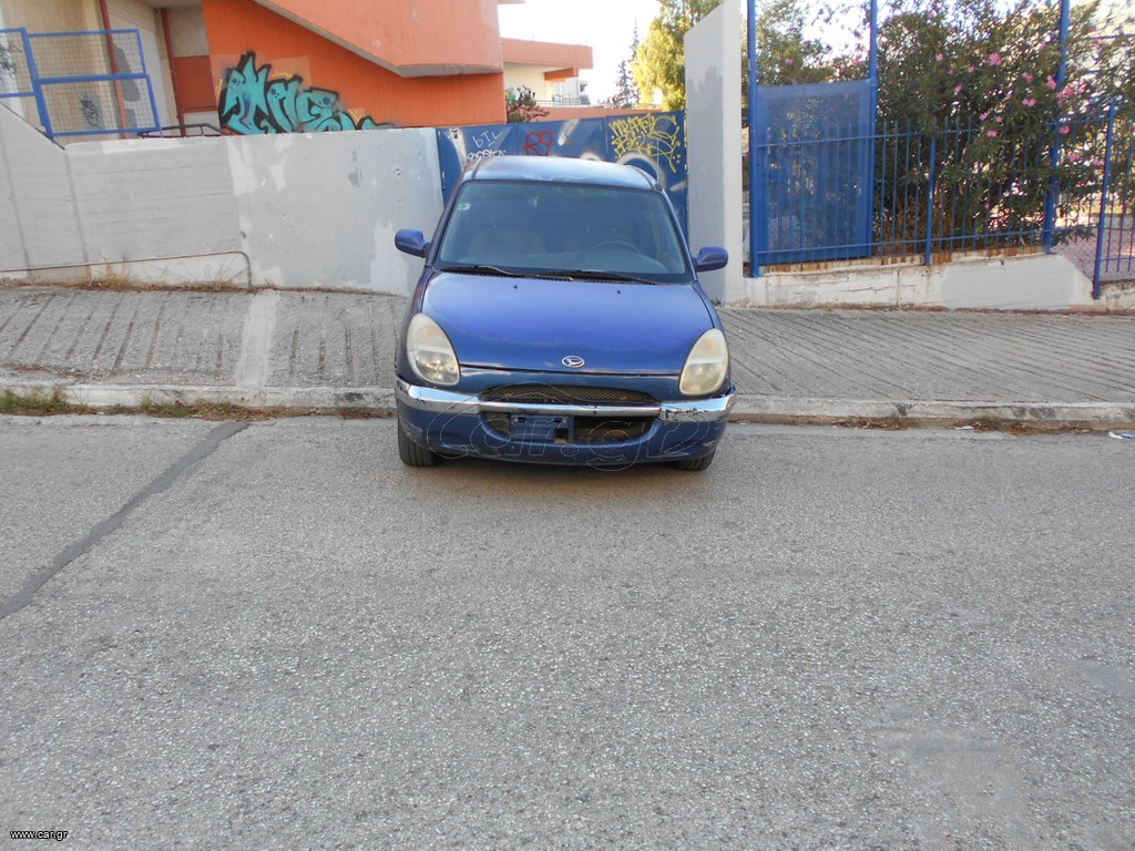 Daihatsu Sirion 1999