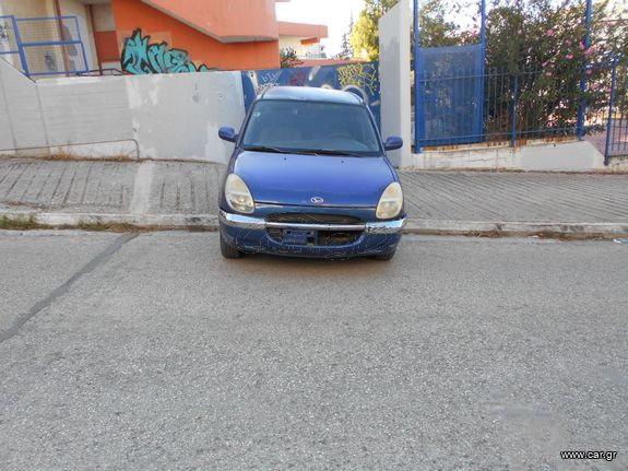 Daihatsu Sirion 1999