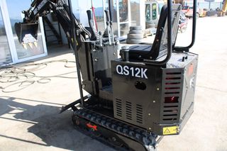 Εκσκαφέας Με Ερπύστριες 2024 MINI ΕΚΣΚΑΦΕΑΣ AGT QS12K-thumb-3