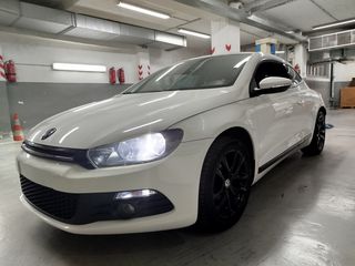 Volkswagen Scirocco '09 DSG 7 Sport