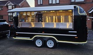 Καντίνα PM 2024 Ρυμουλκούμενη Καντίνα 5.5 Μέτρα Food Trailer-thumb-3