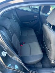 Mazda 2 2018-thumb-4