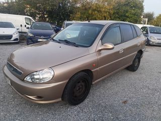 Kia Rio '02