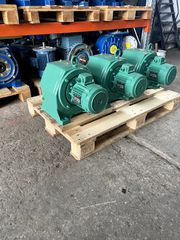 ΜΕΙΩΤΗΡΑΣ LEROY-SOMER 1.1KW(1.5HP) 9RPM
