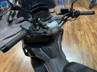 Aprilia SR GT 200 2026-thumb-6