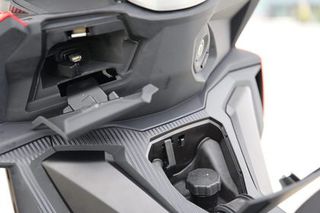 Aprilia SR GT 200 2026-thumb-10