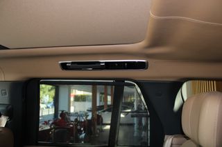 Land Rover Range Rover 2025 P 550 AUTOBIOGRAPHY-thumb-73