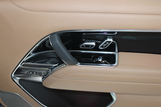 Land Rover Range Rover 2025 P 550 AUTOBIOGRAPHY-thumb-41