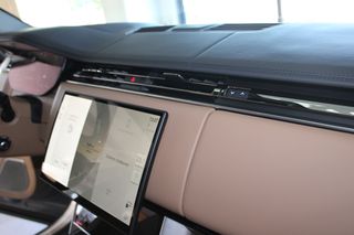Land Rover Range Rover 2025 P 550 AUTOBIOGRAPHY-thumb-45