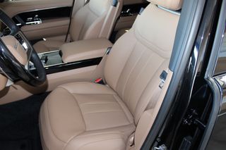 Land Rover Range Rover 2025 P 550 AUTOBIOGRAPHY-thumb-20