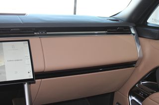 Land Rover Range Rover 2025 P 550 AUTOBIOGRAPHY-thumb-32