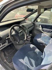 Citroen Xsara Picasso-thumb-6
