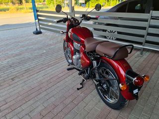 Royal Enfield Classic 350 2026-thumb-2