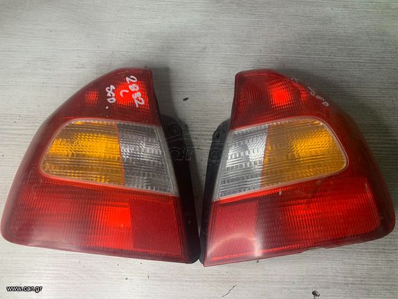 ΦΑΝΑΡΙ ΠΙΣΩ ΔΕΞΙΑ ΚΑΙ ΑΡΙΣΤΕΡΑ HYUNDAI ACCENT SEDAN 1999-2002