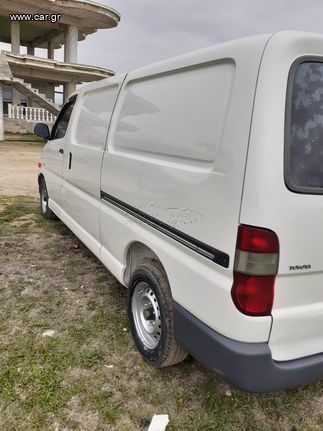 Toyota Hiace '24 2003