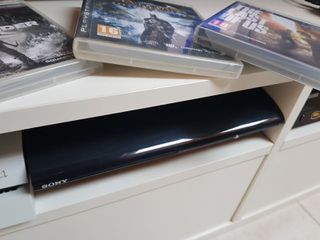 Playstation 3 με παρελκομενα