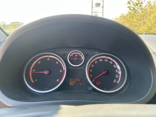 Opel Corsa 2013-thumb-7