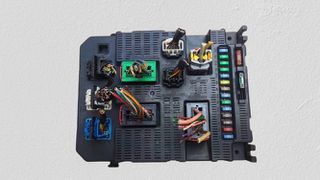 ΑΣΦΑΛΕΙΟΘΗΚΗ  BSI PEUGEOT 207 CC  9663798380