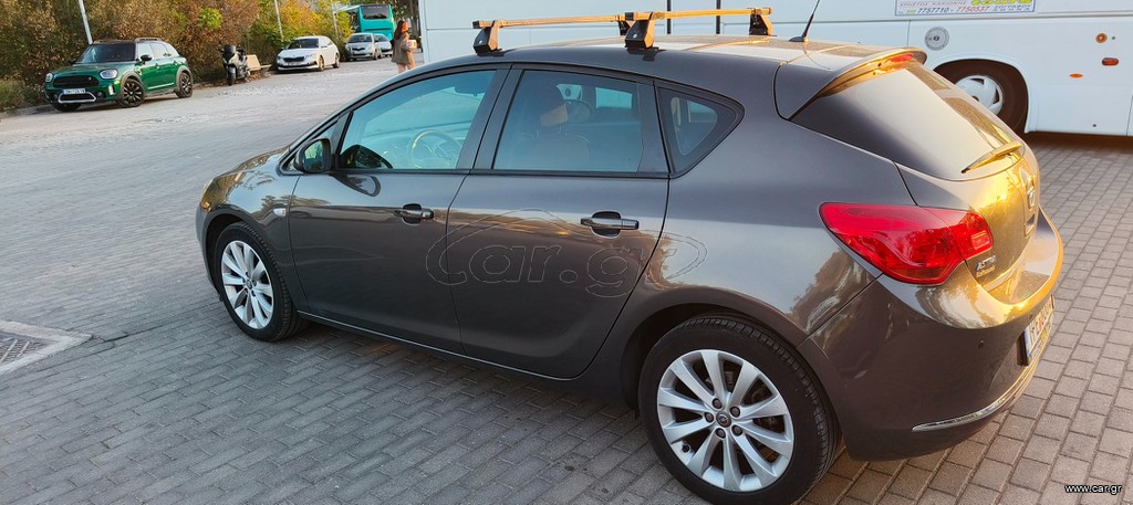 Opel Astra '13 TURBO